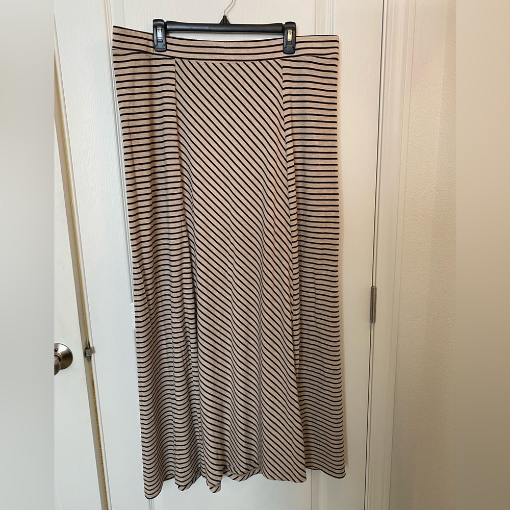 Maurices 1 tan with black stripe maxi skirt